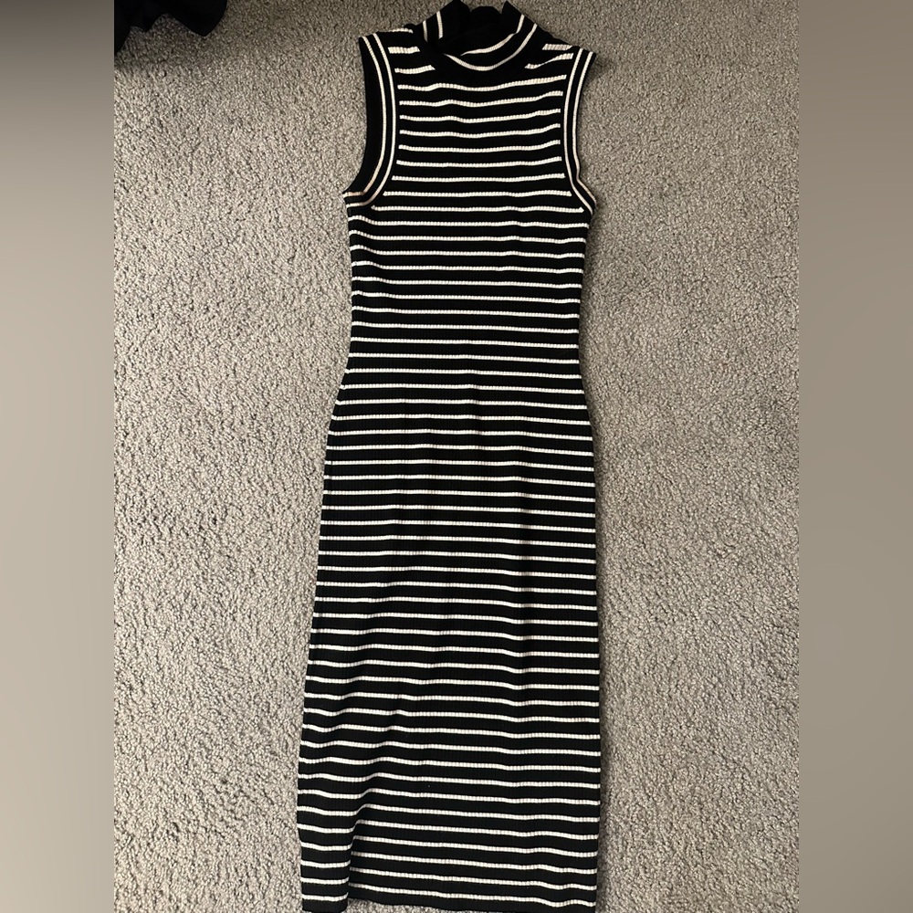 Michael Michael Kors Sleeveless Black & White Striped Midi Dress size medium